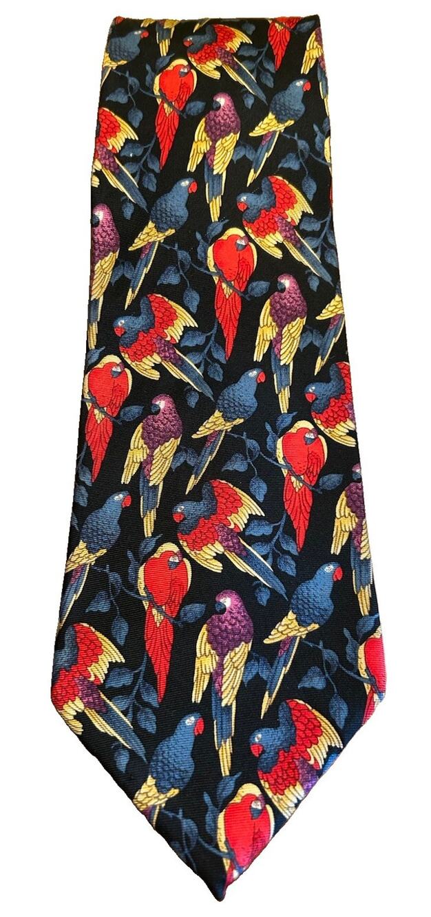 Vtg Parrots Pattern Men’s Silk Tie 3.5” Colorful Necktie VanHeusen 417 USA